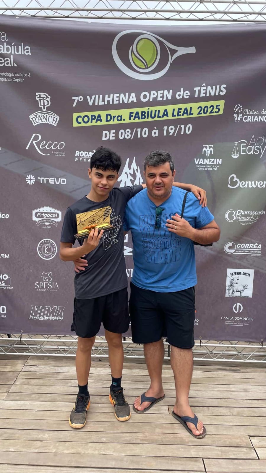 Jogador de tênis em ação